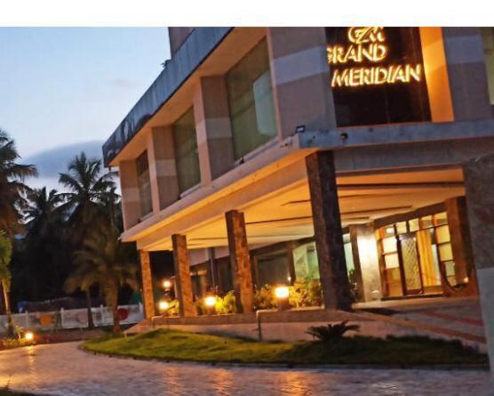 Grand Meridian Vinnamangalam Exterior photo